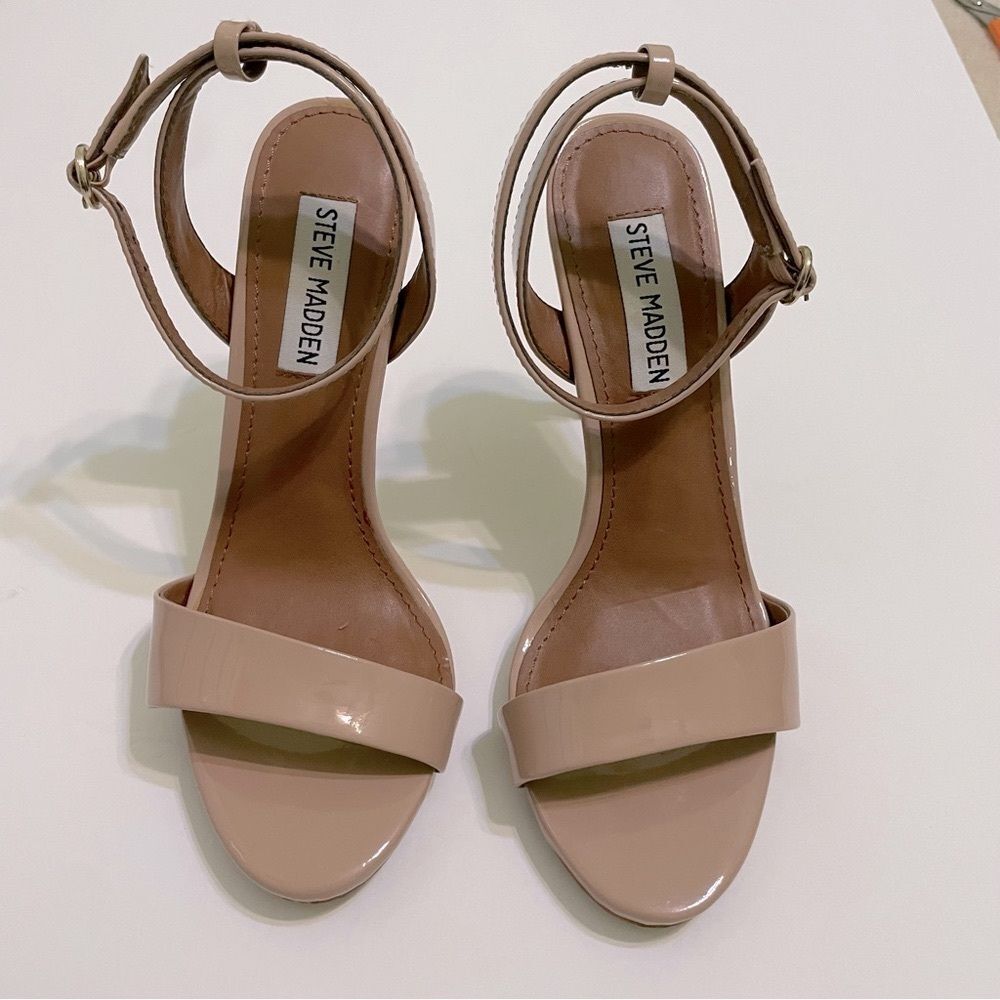 Steve Madden Open Toe Ankle Strap Heels Size 6.5 Patent